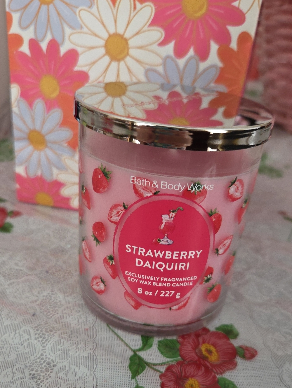 Nwt Bath & Body Works Strawberry Daiquiri Soy Wax Candle - Pink